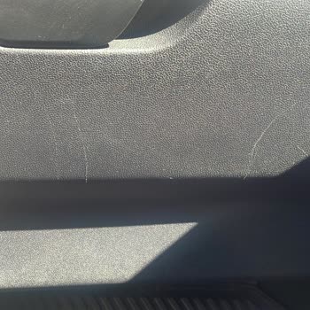 Ford Servisinde Kötü Deneyim: Çizikler, Yırtıklar Ve Hakaret