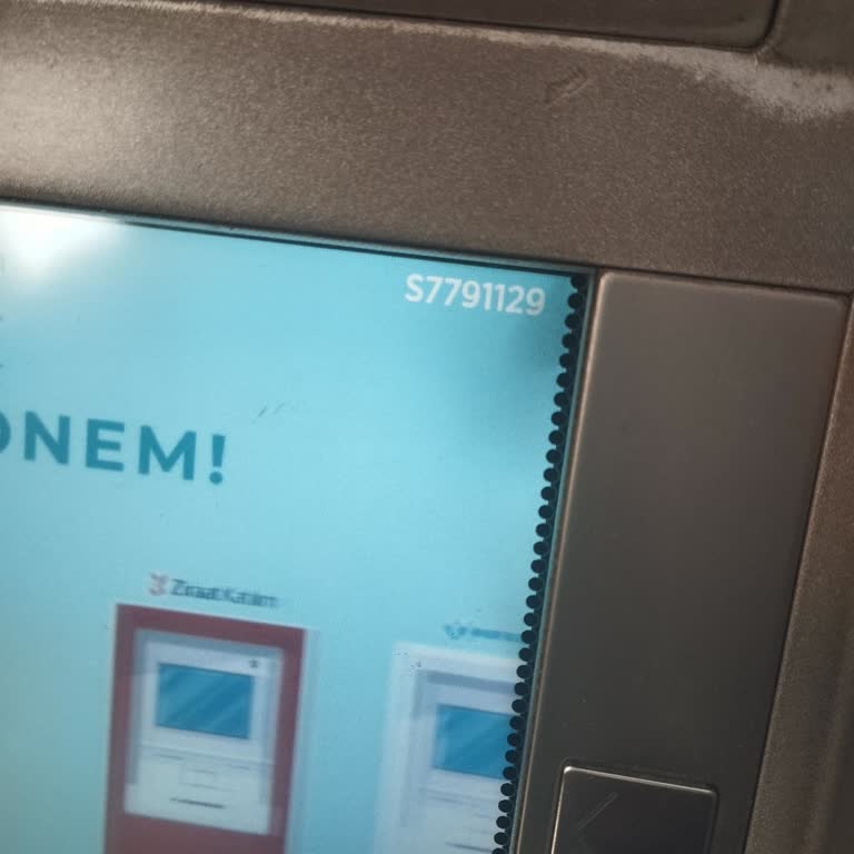 Halkbank ATM'sinde QR Kod İle Yatırılan Paranın Hesaba Geçmemesi