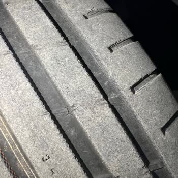 Nokian Lastiklerde Beklenmedik Çatlaklar