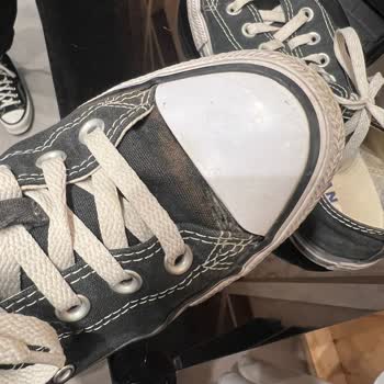 Converse Refused to Replace My Torn Shoes Despite Warranty After Less Than a Year