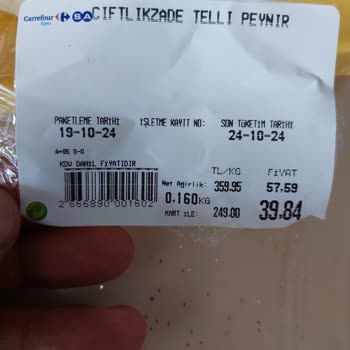 Carrefour SA'da Küflü Peynir Şoku