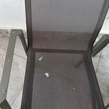 Villa Kiralama Kabusu: Eski Ve Kırık Dökük Tatil Evi