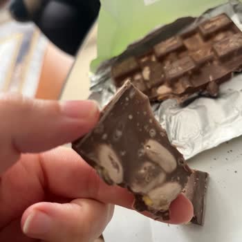 Bozuk Ülker Çikolatası Çocuğumu Hastanelik Etti