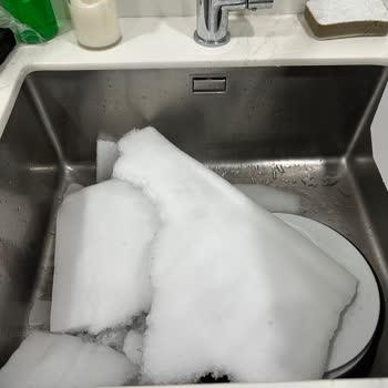 Liebherr Buzdolabı İçin Hayal Kırıklığı: Buzluk Contası Sorunu