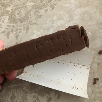 Ülker Albeni Kekinde Kurt Şoku