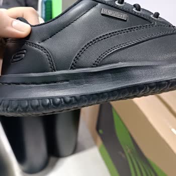 Skechers Ayakkabıları İki Kullanımda Çatladı Üretim Hatası İadesi Reddedildi