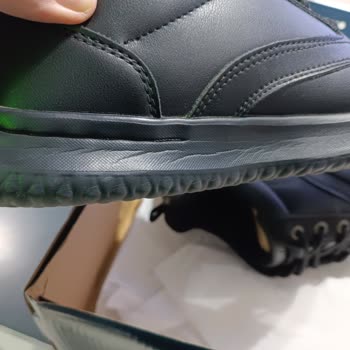 Skechers Ayakkabıları İki Kullanımda Çatladı Üretim Hatası İadesi Reddedildi