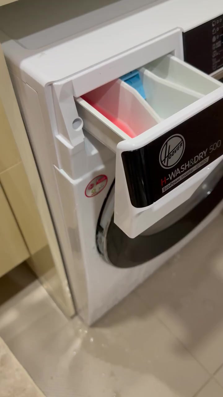 Hoover HDP 4149AMBC/1-S defekte Waschmaschine, ständig Serviceprobleme und hohe Entschädigung gefordert Videovorschaubild