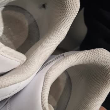 Nike Ayakkabıda 10 Günde Yırtılma Şoku