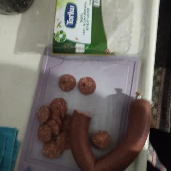 A101'den Aldığım Torku Sucukta Siyah Noktalar Şoku