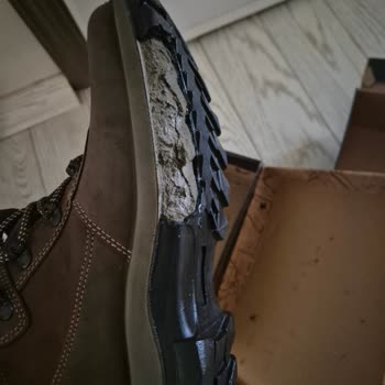 Scooter Ayakkabı Taban Parçalandı, Ayakkabı Sağlam, Taban Değişimi Talep Ediyorum!