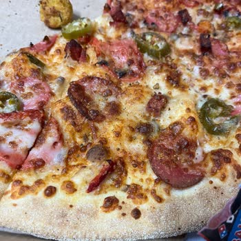 Domino's Pizza'da Hayal Kırıklığı: Bayat Ve Eksik Malzemeli Pizzalar