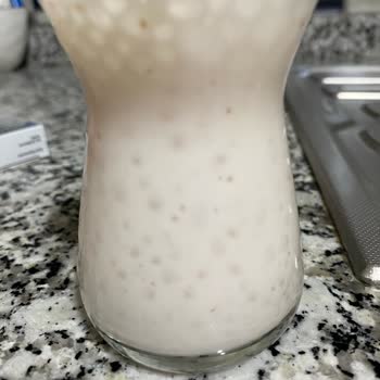 Asitlenmiş Ve Köpüren Kefir Şoku