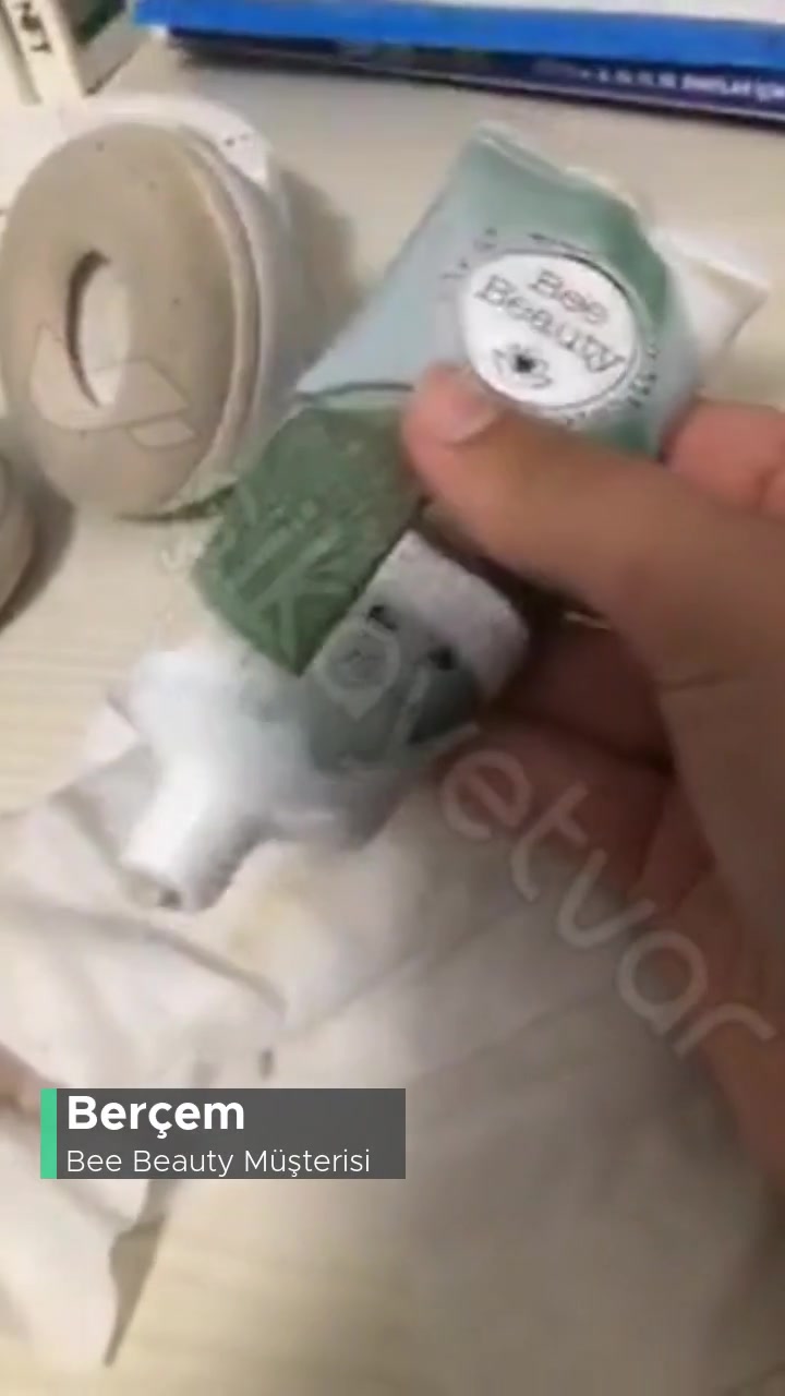 Bee Beauty Kil Maskesi Bozuk videonun kapak resmi