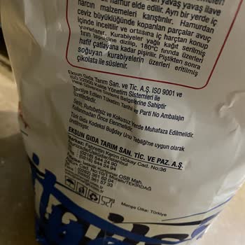 Yerli Marka Un Paketinde Canlı Kurt Şoku