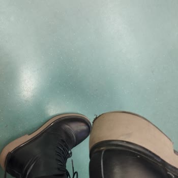 Bueno Shoes Botlarının Taban Kalitesi Hayal Kırıklığı