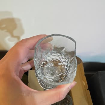 Kırık Bardaklar Ve İade Sorunsalı