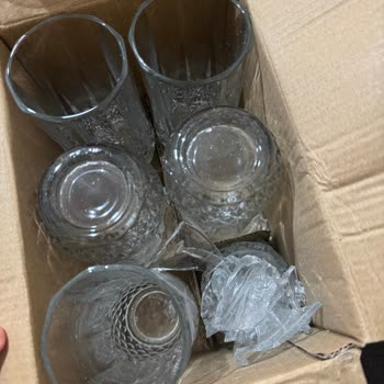 Kırık Bardaklar Ve İade Sorunsalı