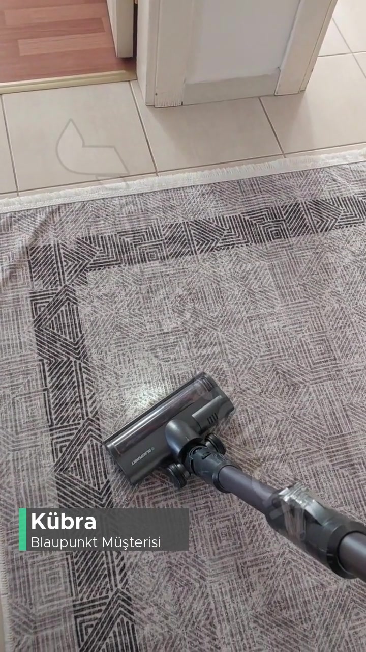 Blaupunkt Aparatı Kırıldı Ve Dönen Başlık Süpürürken Aşırı Ses Yapıyor! videonun kapak resmi