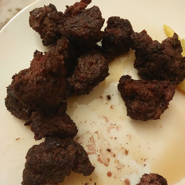 Kim Market'ten Aldığım Köfteler Hayal Kırıklığı Yarattı