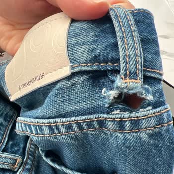 Stradivarius Jean'de Kalite Sorunu Ve Kötü Müşteri Hizmeti