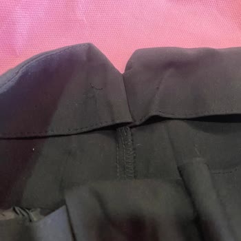 Etiketsiz Pantolonun Dikiş Sorunu Ve Değişim Talebi