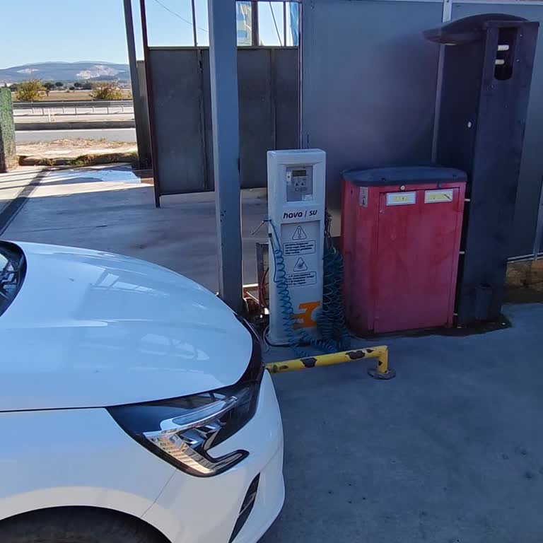 Opet'te İlgisizlik Ve Hava Su Sorunu