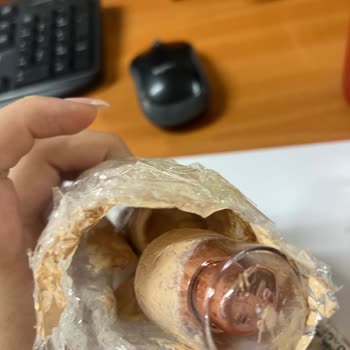 Kırık Fondöten Hayal Kırıklığı