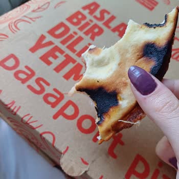 Yanlış Malzemeli Ve Yanık Pizza Sorunu