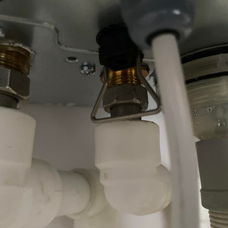 Daikin Kombi Basınç Vanası Dönmüyor, Servis Ücretleri Can Sıkıyor