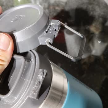 Stanley Termosun Kırılan Kapağı