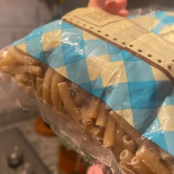 A101'den Alınan Makarna Kurtlandı: Sağlık Riski