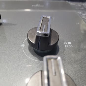 Arçelik Ocak Düğmeleri Çatlama Sorunu