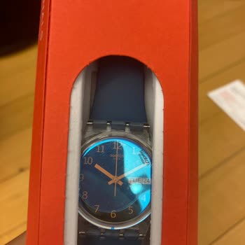 Swatch Refused to Accept Return for Unused Gift – No Policy Mentioned on Receipt