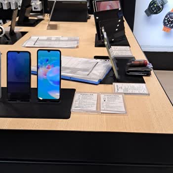 Samsung Mağazasında Etiket Fiyatı Sorunu