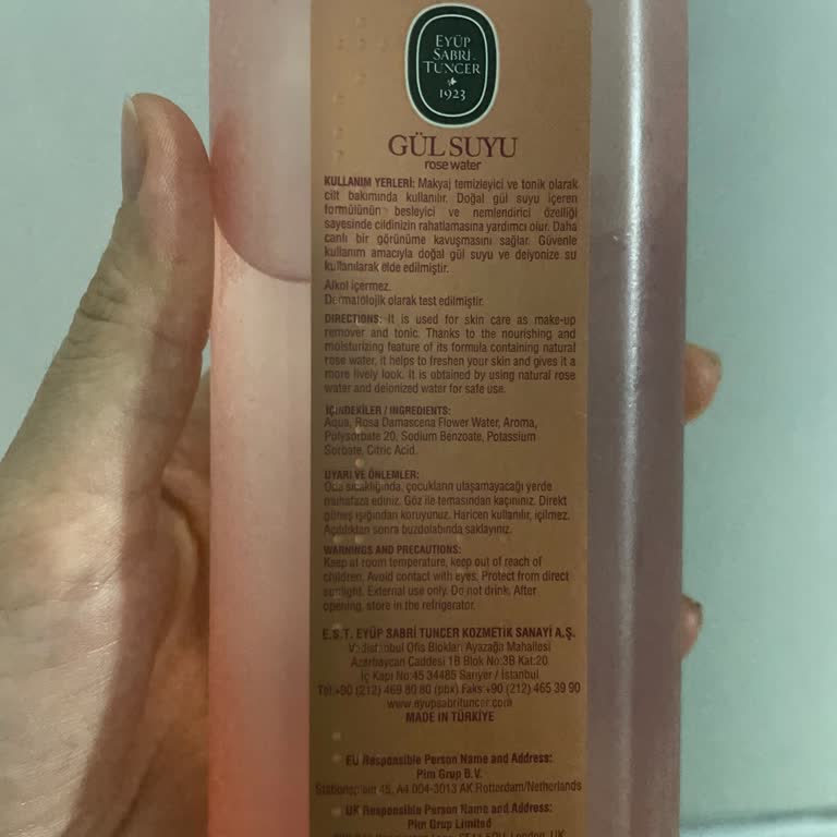 Eyüp Sabri Tuncer Gül Suyu Cildimde Kızarıklık Ve Yanma Yaptı