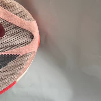 Adizero Ayakkabısında Beklenmedik Yırtılma Ve Müşteri Hizmetleri Hayal Kırıklığı