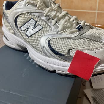 New Balance Ayakkabıda File Yırtılması Ve Yetersiz Müşteri Hizmeti