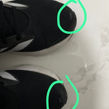 Adidas Ayakkabının 3 Ayda Filelerinin Delinmesi