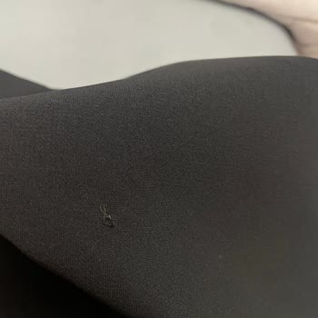 De Facto Ceketindeki Gizli Kusurlar