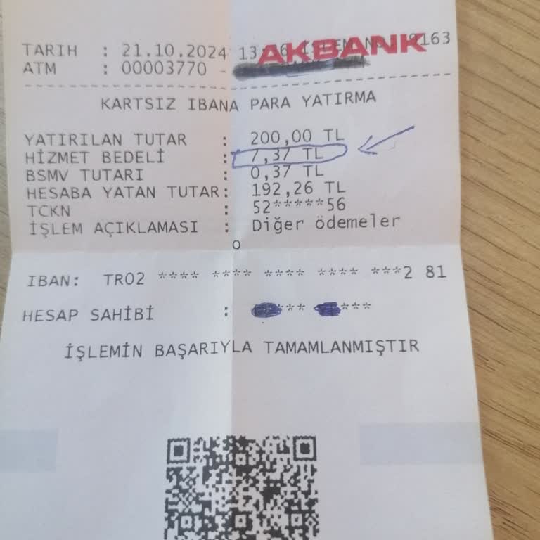 Akbank ATM'sinde Hizmet Bedeli Şaşkınlığı