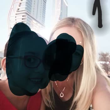 Yanlış Renk, Yanan Saçlar Ve Kaba Davranış