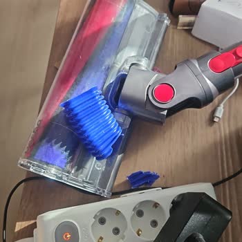 Dayanıklılığıyla Hayal Kırıklığı Yaratan Dyson Başlık