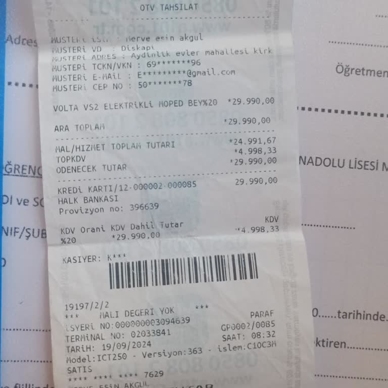 Yanlış Renk Teslimatı: Beyaz Motor Beklerken Siyah Geldi