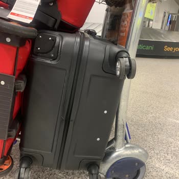 Türk Hava Yolları'nda Hasarlı Bagaj Ve Çözüm Eksikliği