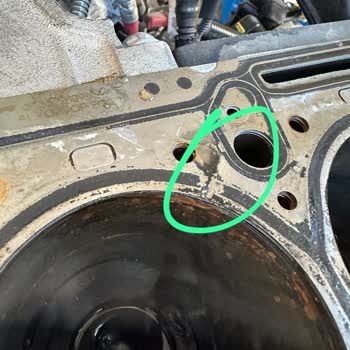 Yetkili Serviste Motor Sorunu Ve Eksik Parçalar