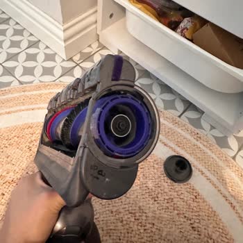 Dyson Süpürgemin Başlık Sorunu Ve Değişim Talebi