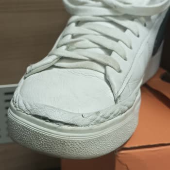 Nike Ayakkabı Kalite Sorunu Ve İade Reddi