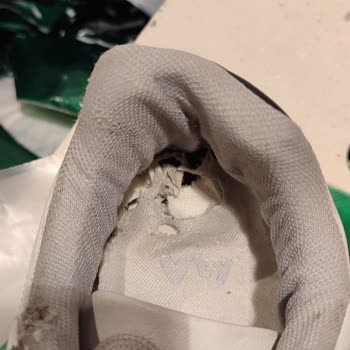 Deichmann Schuhe schnell kaputt, Reklamation ohne Lösung und lange Wartezeit