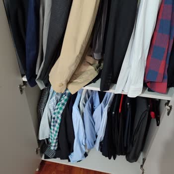 Weltev Gardırop: Beklentileri Karşılamayan Tasarım